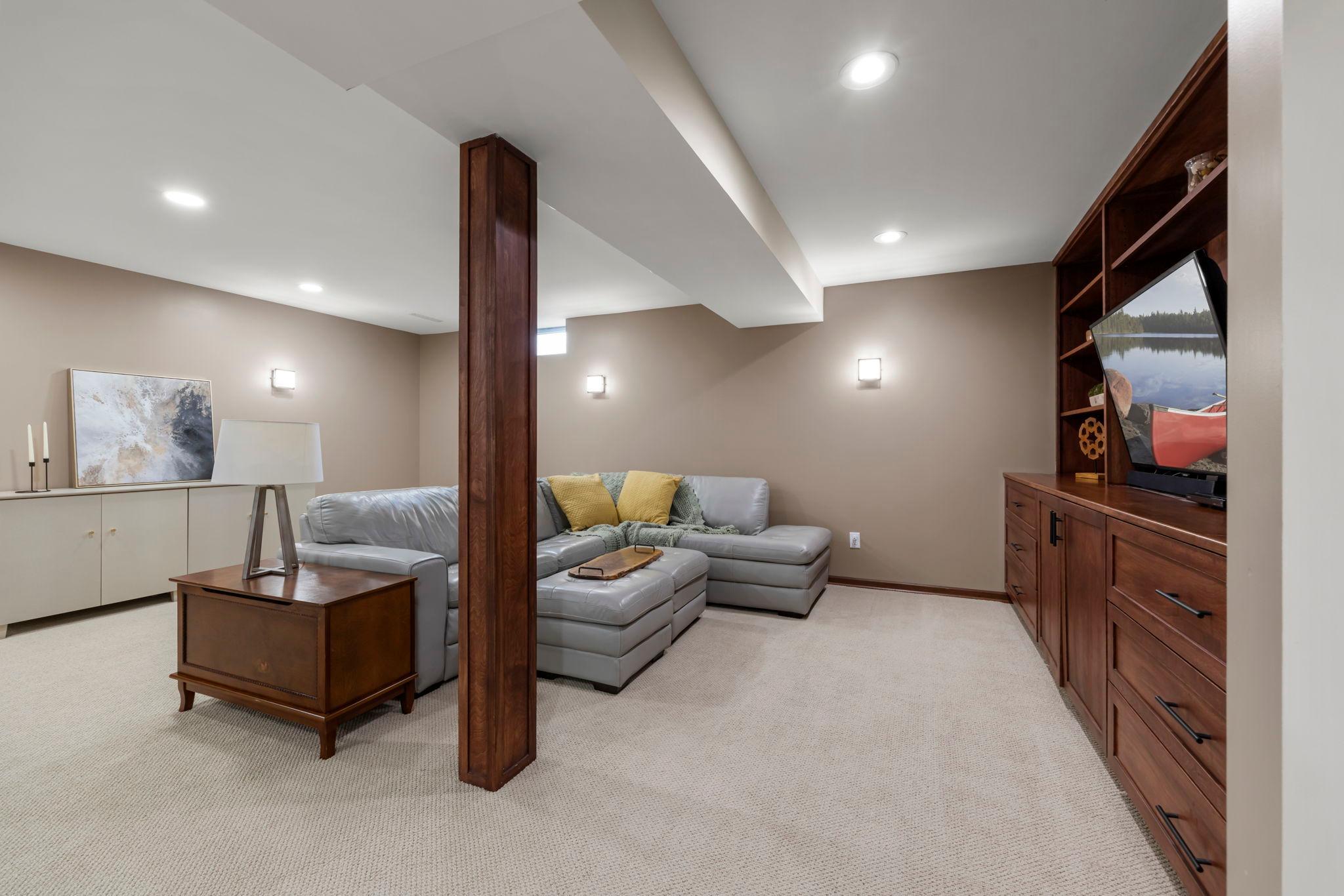 21 North Oaks Road North Oaks, MN 55127 - Photo 42 of 62