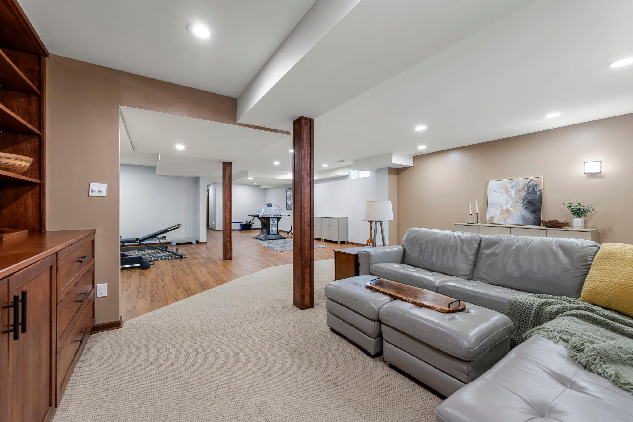 21 North Oaks Road North Oaks, MN 55127 - Photo 45 of 62