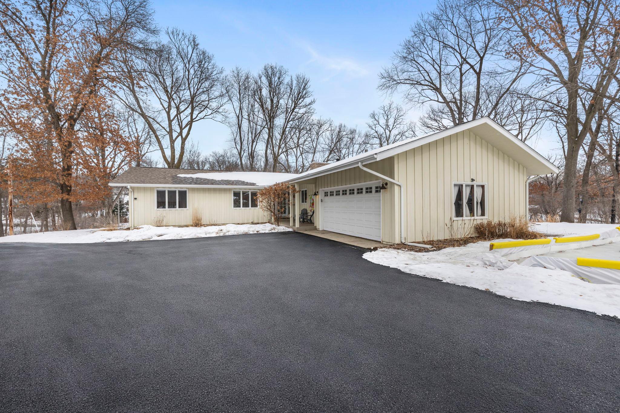 21 North Oaks Road North Oaks, MN 55127 - Photo 8 of 62