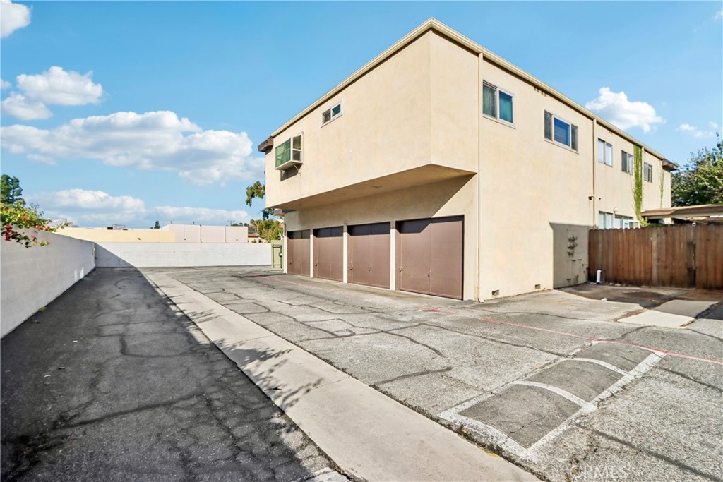 1382 3rd Street Duarte, CA 91010 - Photo 16 of 19