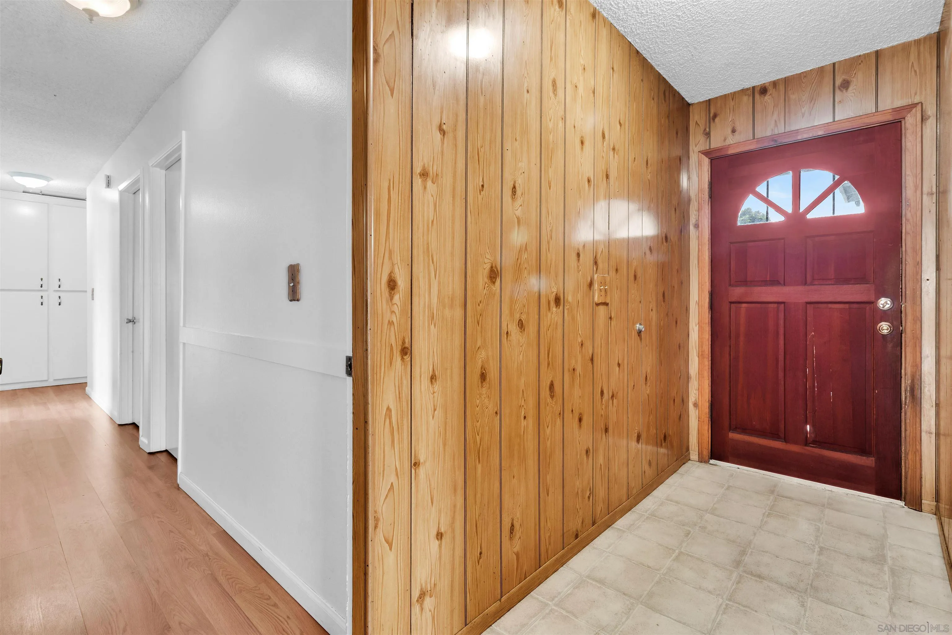 901 St George Court Spring Valley, CA 91977 - Photo 5 of 32 Gallery Image 5