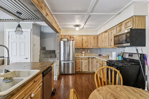 $225,000 | 112704 Hundertmark Road, Chaska, MN 55318