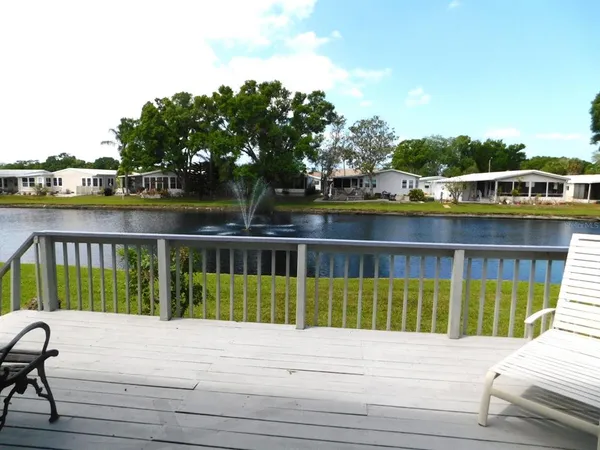 $189,000 | 1001 Starkey Road, Unit 395, Largo, FL 33771