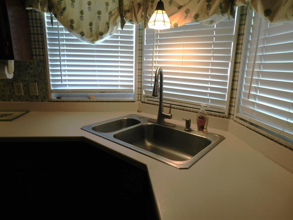 1001 Starkey Road, Unit 395 Largo, FL 33771 - Photo 30 of 56