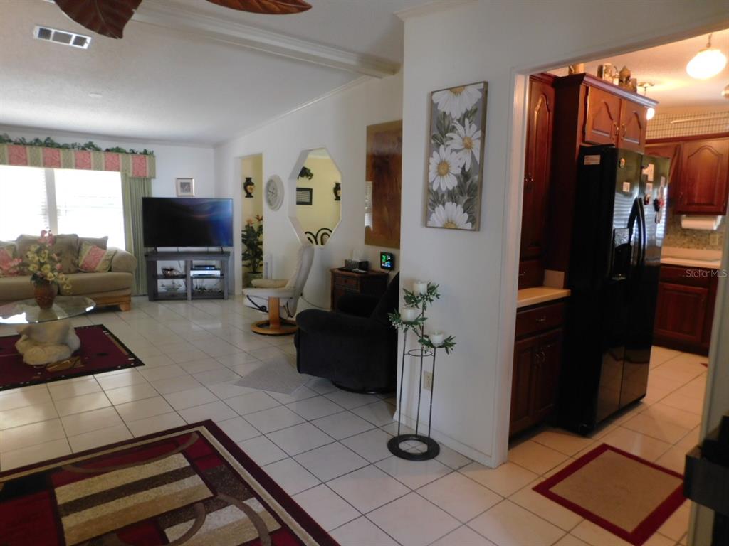 1001 Starkey Road, Unit 395 Largo, FL 33771 - Photo 37 of 56