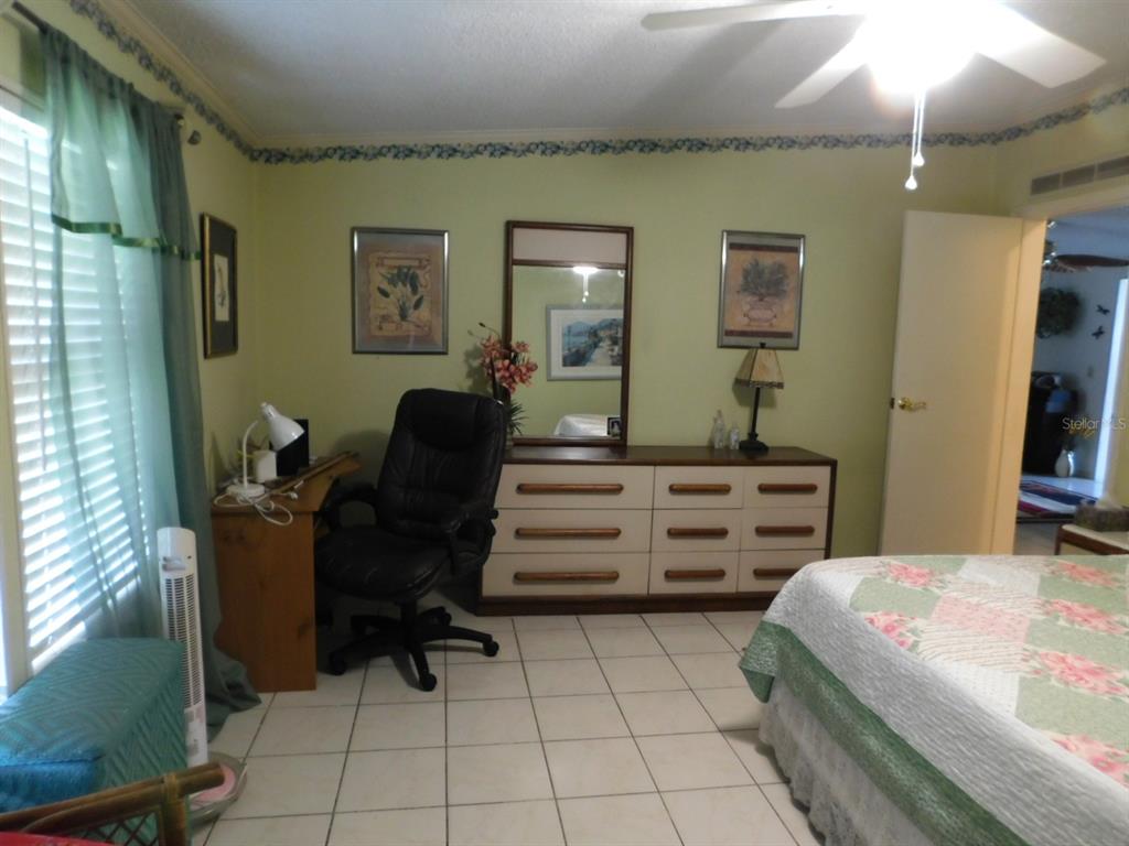 1001 Starkey Road, Unit 395 Largo, FL 33771 - Photo 46 of 56