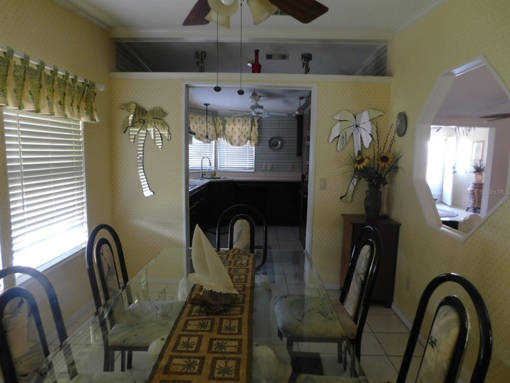 1001 Starkey Road, Unit 395 Largo, FL 33771 - Photo 10 of 56