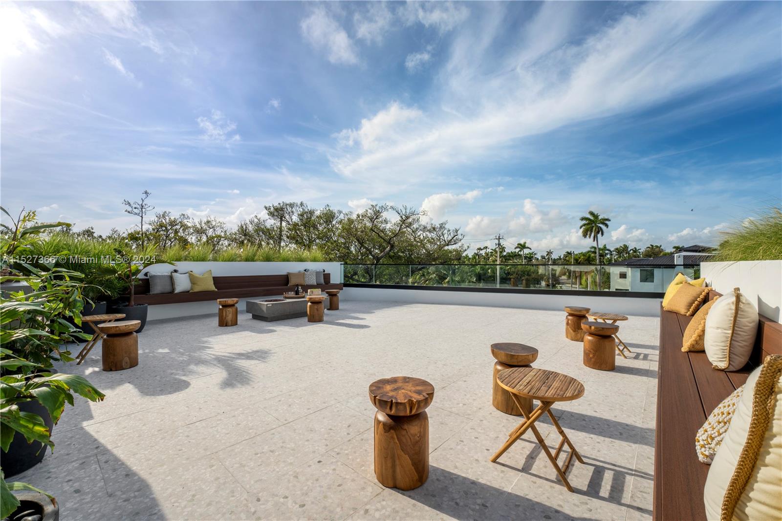 2000 North Bay Road Miami Beach, FL 33140 - Photo 52 of 62 a terrace view with sitting space