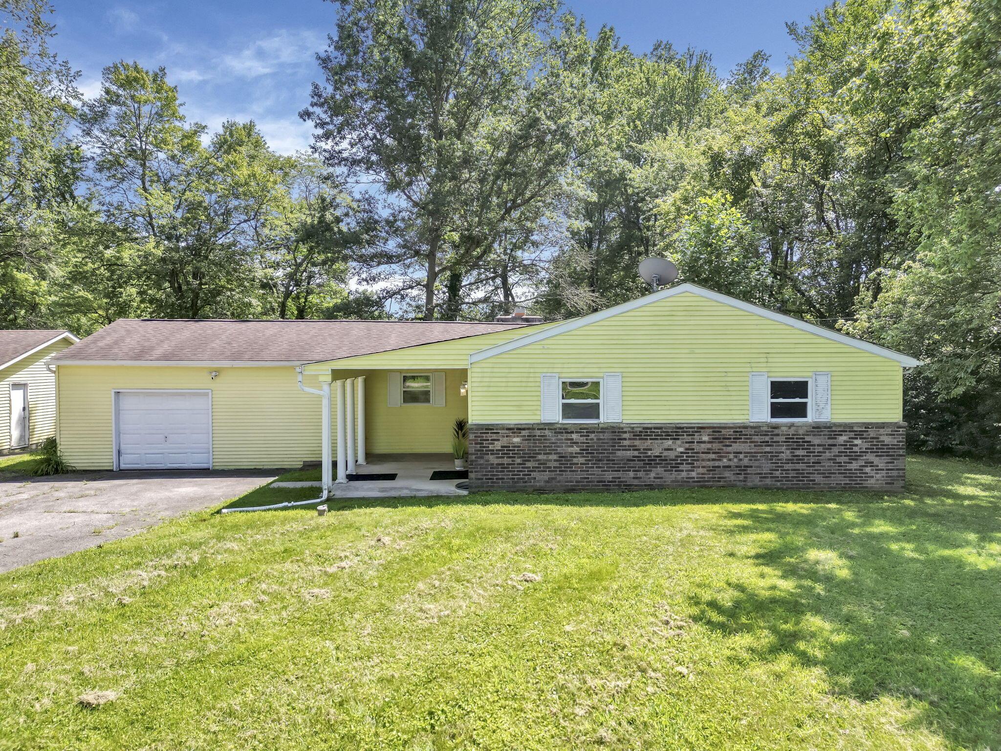 14219 Graham Road Southwest Pataskala, OH 43062 - Photo 69 of 94 Stone Accent