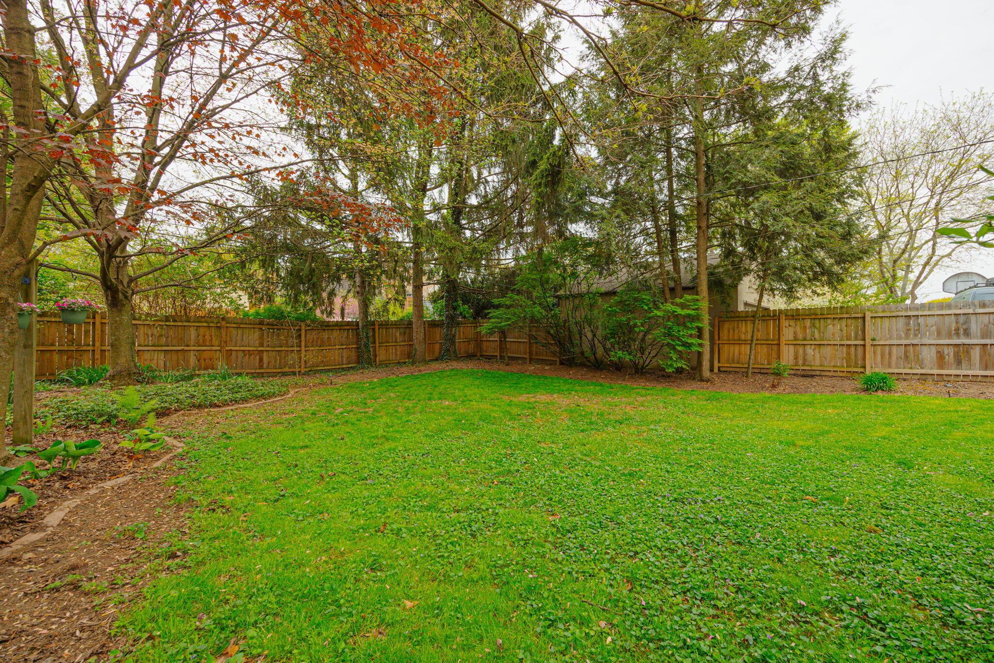 93 West Cooke Road Columbus, OH 43214 - Photo 46 of 48 53-web-or-mls-93 W Cooke Road 053