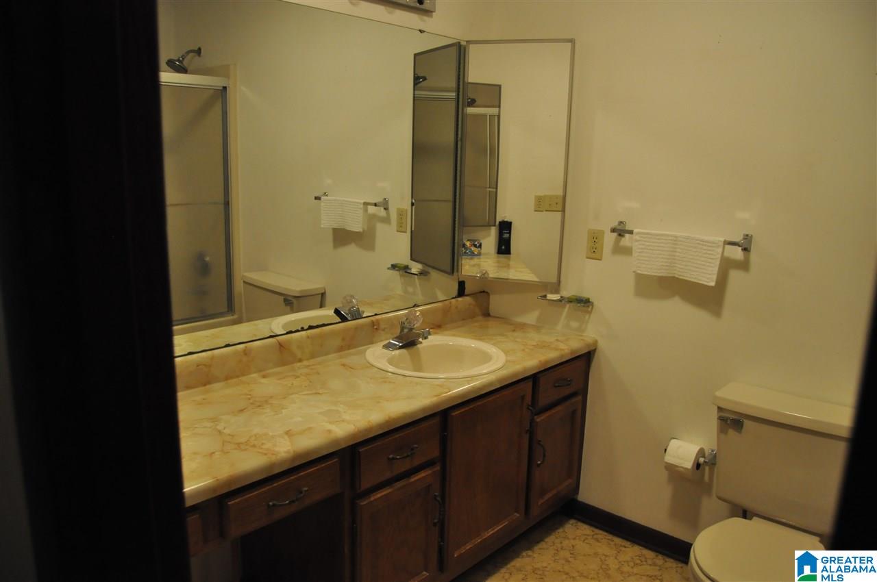 824 Brookhaven Road Anniston, AL 36207 - Photo 9 of 32