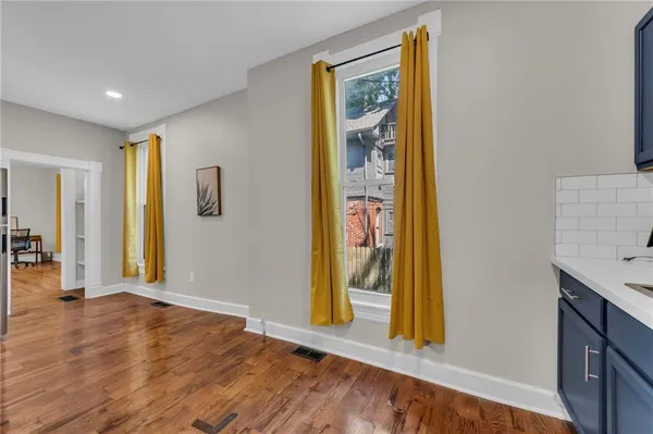 $475,000 | 2745 Holmes Street, Kansas City, MO 64109