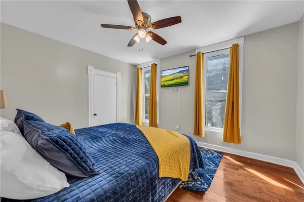 $475,000 | 2745 Holmes Street, Kansas City, MO 64109