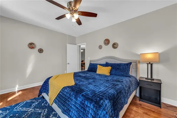 $475,000 | 2745 Holmes Street, Kansas City, MO 64109