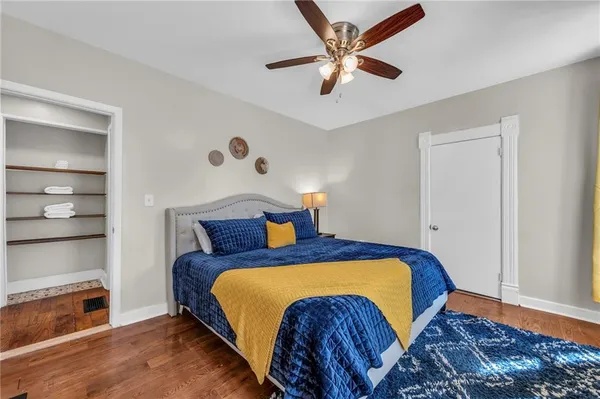 $475,000 | 2745 Holmes Street, Kansas City, MO 64109