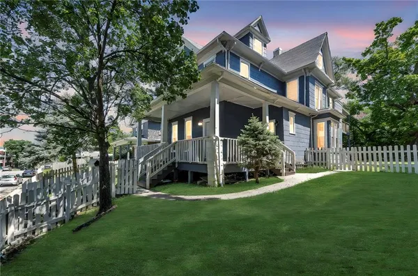 $475,000 | 2745 Holmes Street, Kansas City, MO 64109