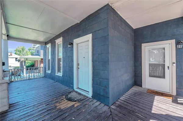 $475,000 | 2745 Holmes Street, Kansas City, MO 64109