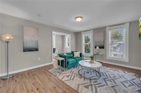 $475,000 | 2745 Holmes Street, Kansas City, MO 64109