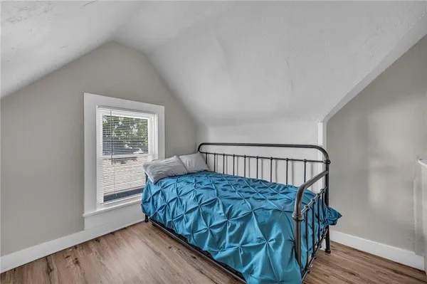 $475,000 | 2745 Holmes Street, Kansas City, MO 64109