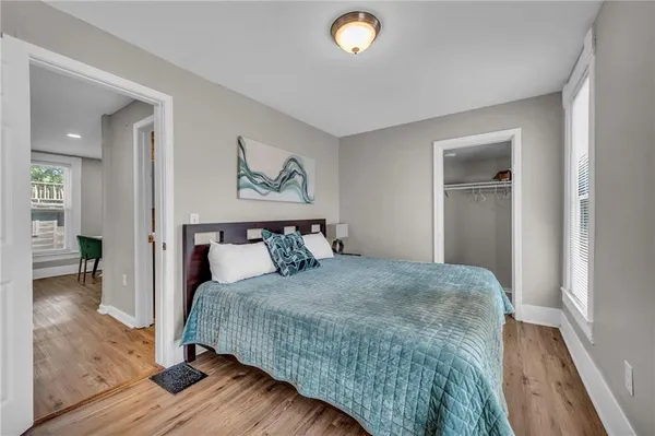 $475,000 | 2745 Holmes Street, Kansas City, MO 64109