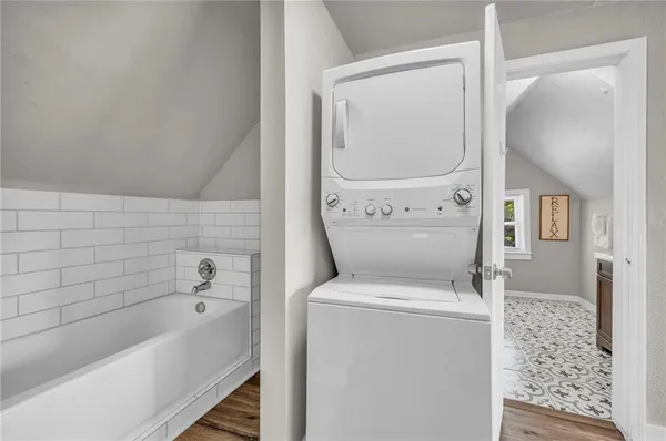 $475,000 | 2745 Holmes Street, Kansas City, MO 64109