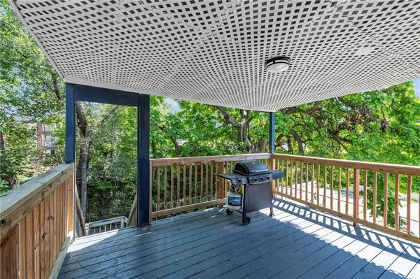 $475,000 | 2745 Holmes Street, Kansas City, MO 64109