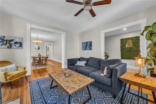$475,000 | 2745 Holmes Street, Kansas City, MO 64109