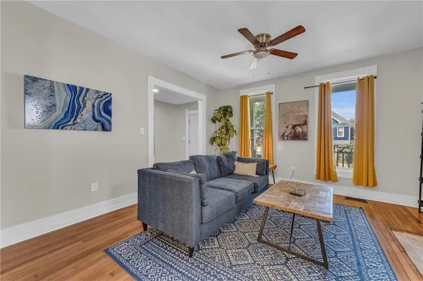$475,000 | 2745 Holmes Street, Kansas City, MO 64109