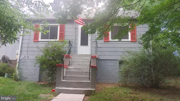 $300,000 | 7744 Decatur Road, Hyattsville, MD 20784