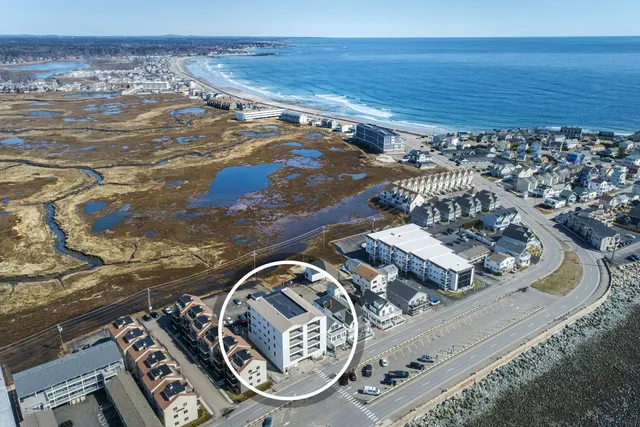 $1,349,000 | 465 Ocean Boulevard, Unit 302, Hampton, NH 03842
