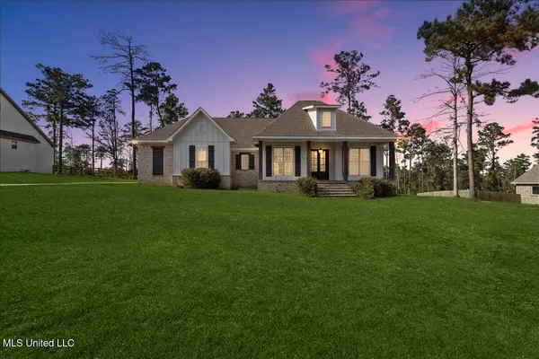 $350,000 | 168 North Bryant Road, Sumrall, MS 39482