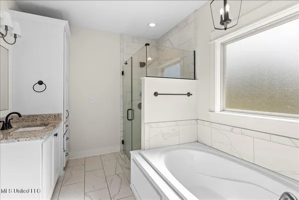 $350,000 | 168 North Bryant Road, Sumrall, MS 39482