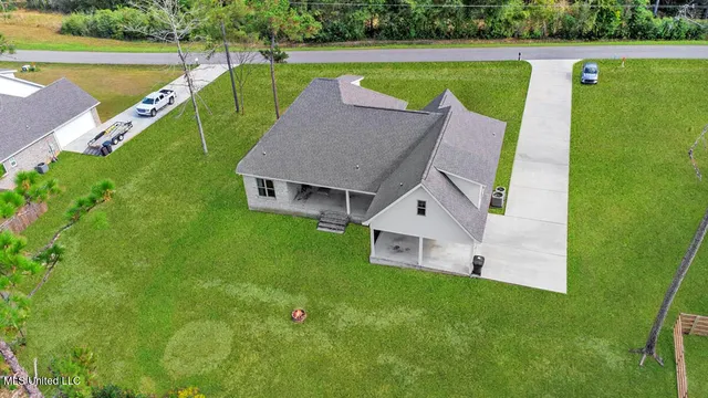 $350,000 | 168 North Bryant Road, Sumrall, MS 39482