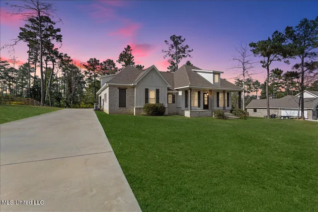 $350,000 | 168 North Bryant Road, Sumrall, MS 39482