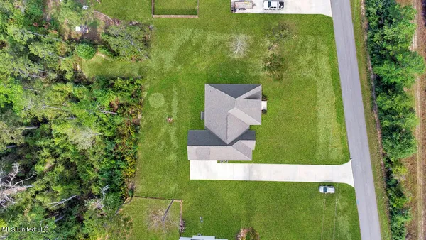 $350,000 | 168 North Bryant Road, Sumrall, MS 39482