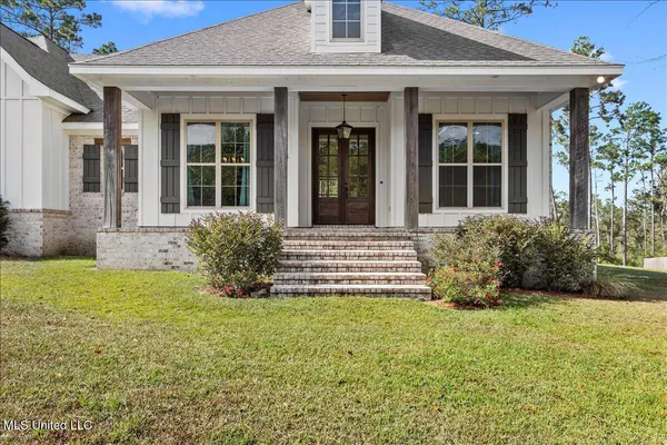 $350,000 | 168 North Bryant Road, Sumrall, MS 39482