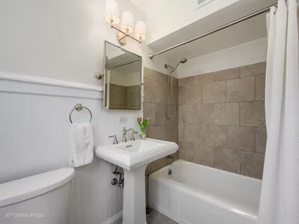 $925,000 | 406 Kelling Lane, Glencoe, IL 60022