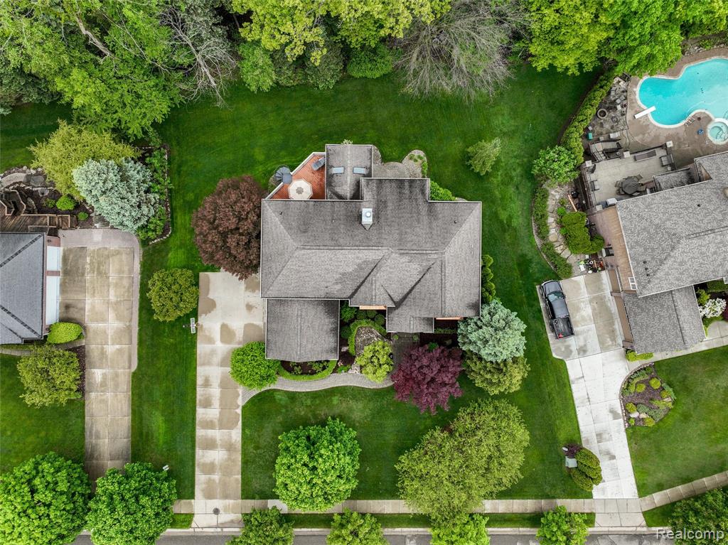 5687 Stonehaven Boulevard Rochester, MI 48306 - Photo 2 of 52 Gallery Image 2
