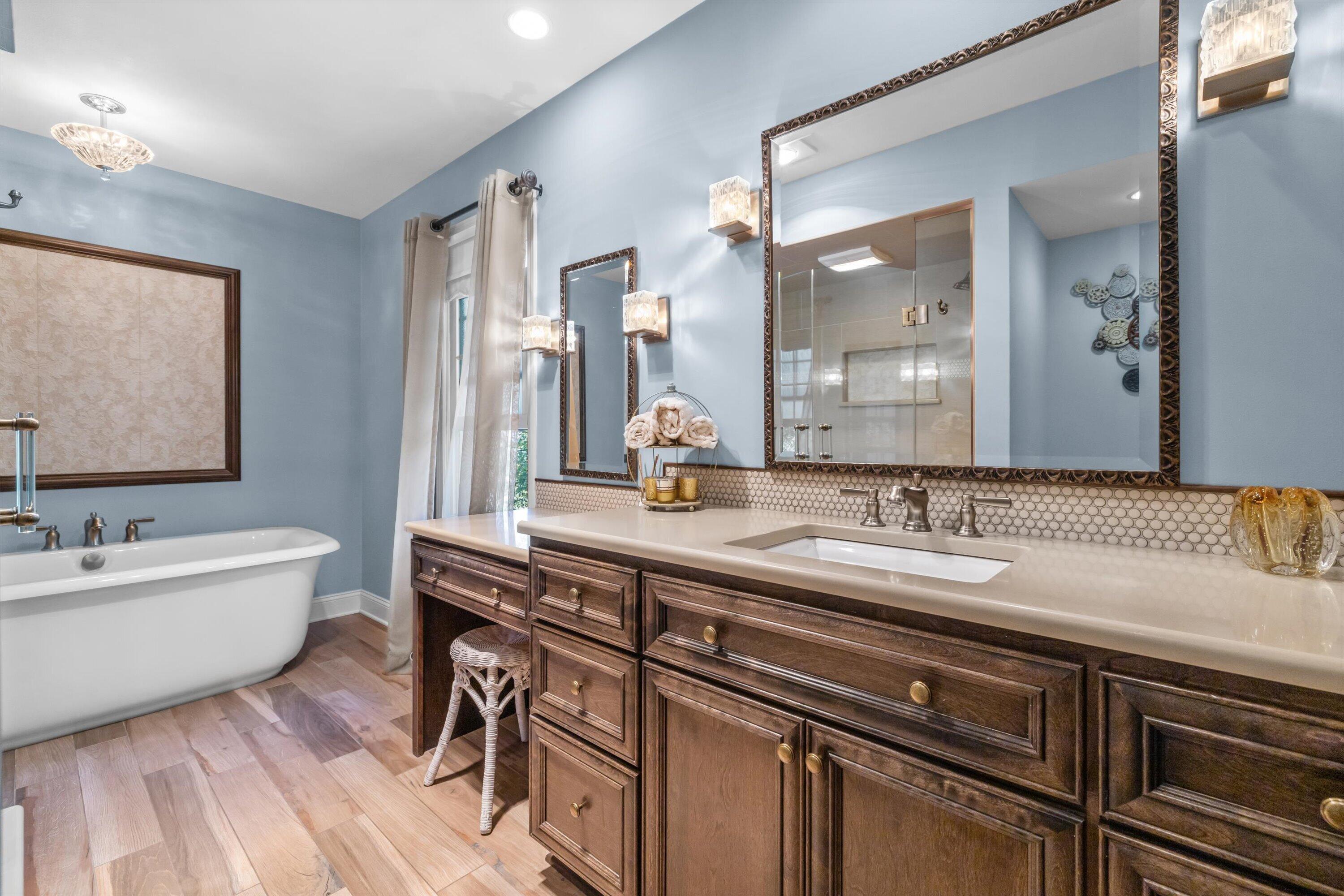6501 Jessica Turn Caledonia, WI 53402 - Photo 31 of 66 Decadent En-Suite Bathroom