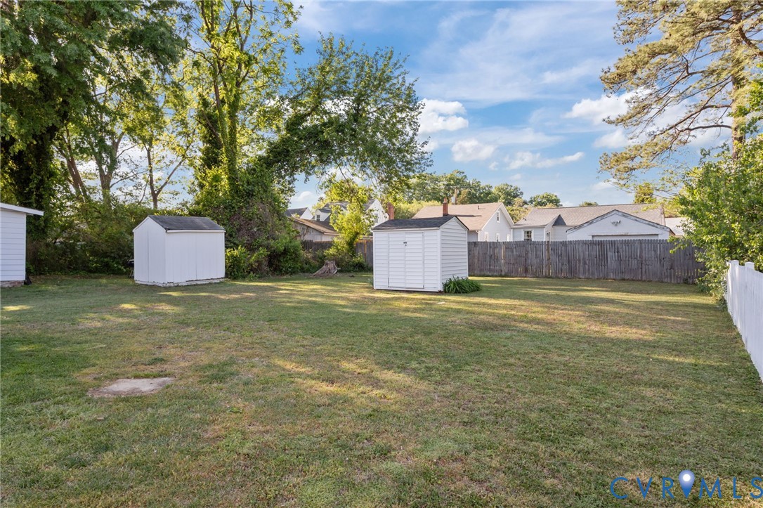 2116 Maplewood Road Henrico, VA 23228 - Photo 36 of 48 Gallery Image 36