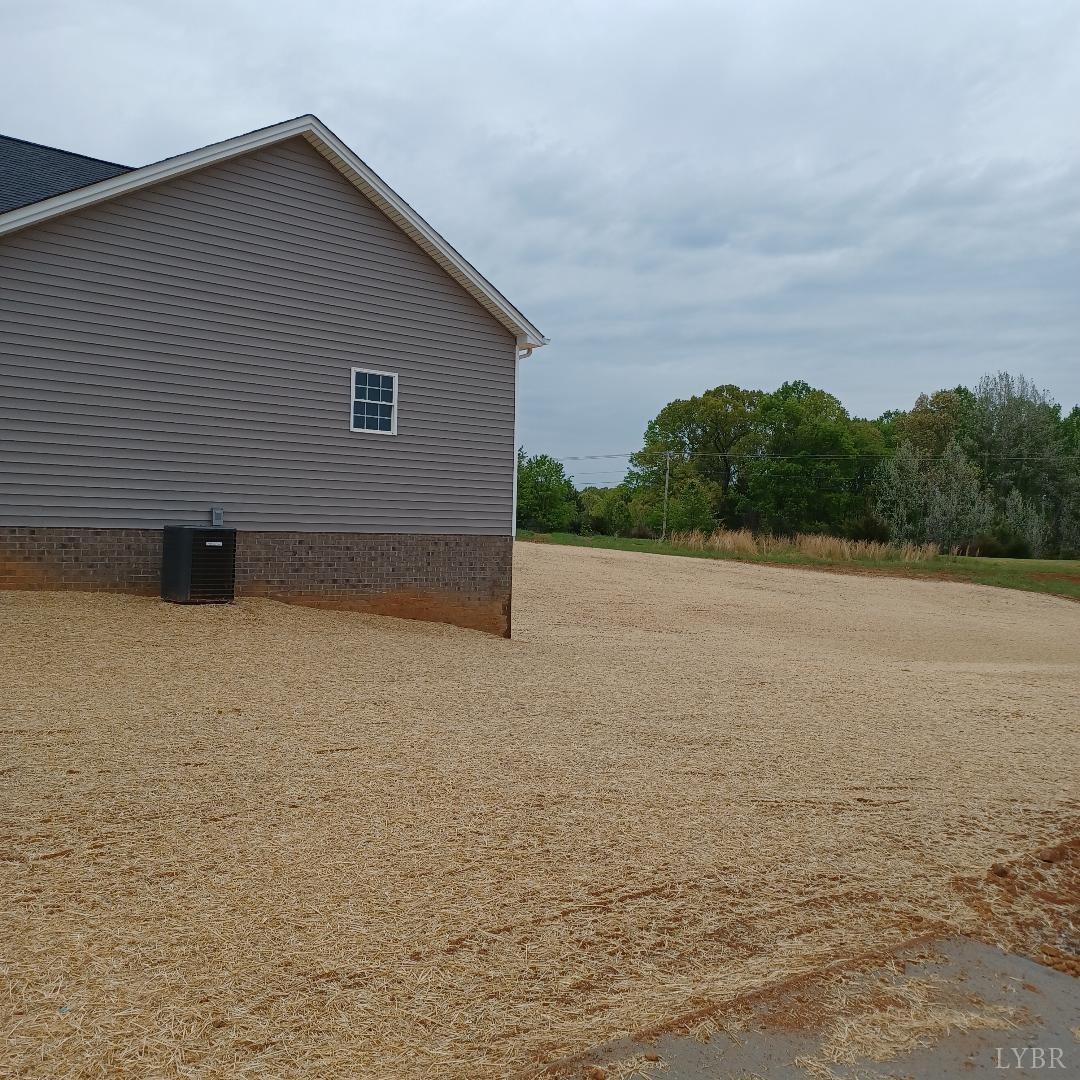 2670 Centerville Road Bedford, VA 24523 - Photo 6 of 27 Gallery Image 6