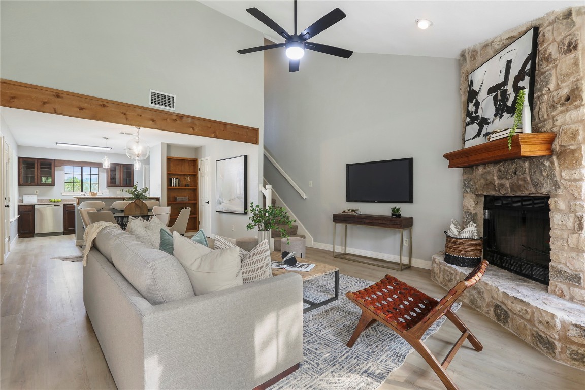 603 Cuernavaca Dr N Unit 2001