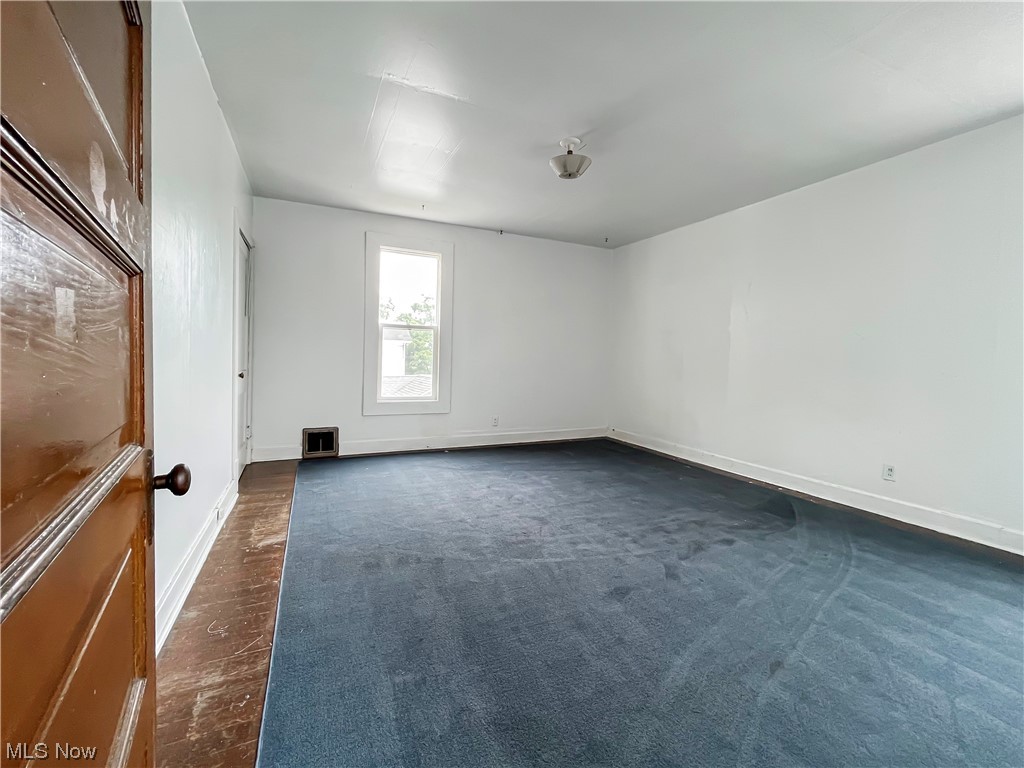 55980 National Road Bridgeport, OH 43912 - Photo 17 of 18 Gallery Image 17