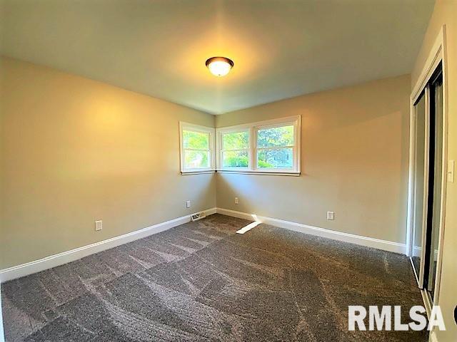 2065 Cambridge Road Springfield, IL 62704 - Photo 29 of 40 Gallery Image 29