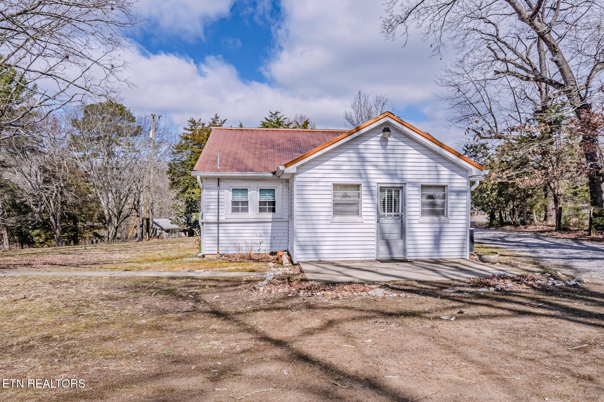 210 Linsdale Road Delano, TN 37325 - Photo 15 of 35 210 Linsdale rd-14