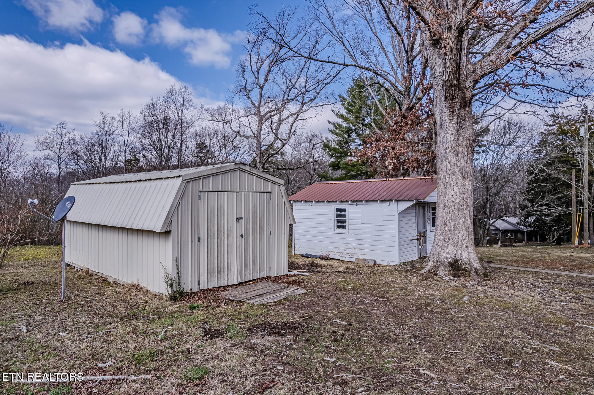 210 Linsdale Road Delano, TN 37325 - Photo 18 of 35 210 Linsdale rd-27