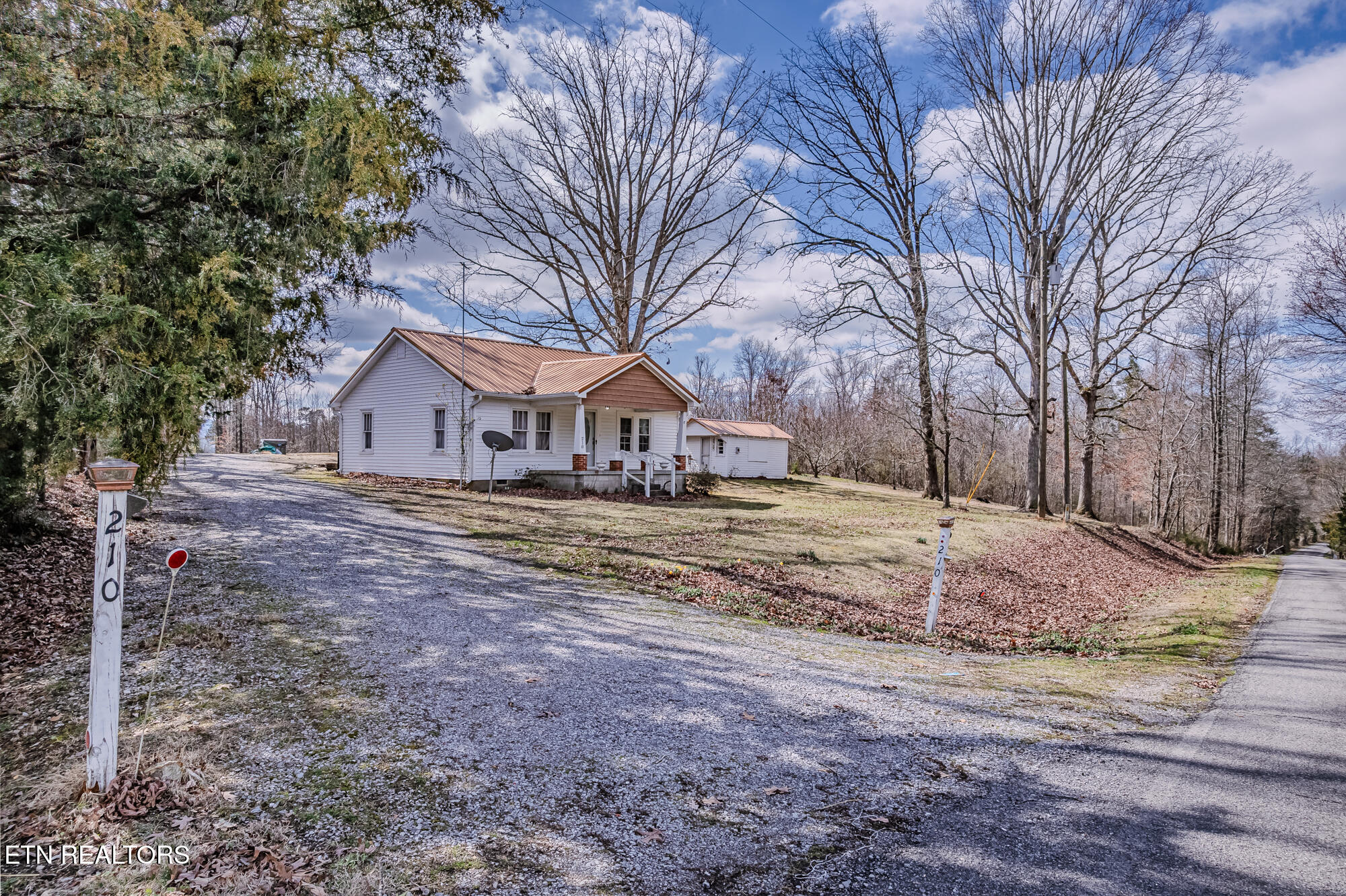 210 Linsdale Road Delano, TN 37325 - Photo 20 of 35 210 Linsdale rd-17
