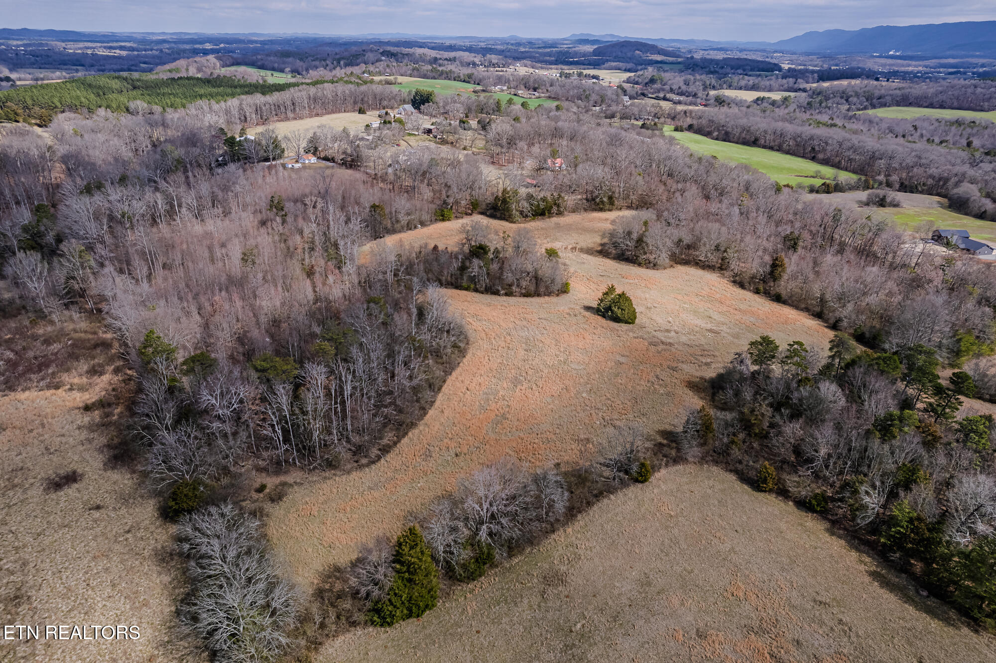 210 Linsdale Road Delano, TN 37325 - Photo 29 of 35 210 Linsdale rd-24