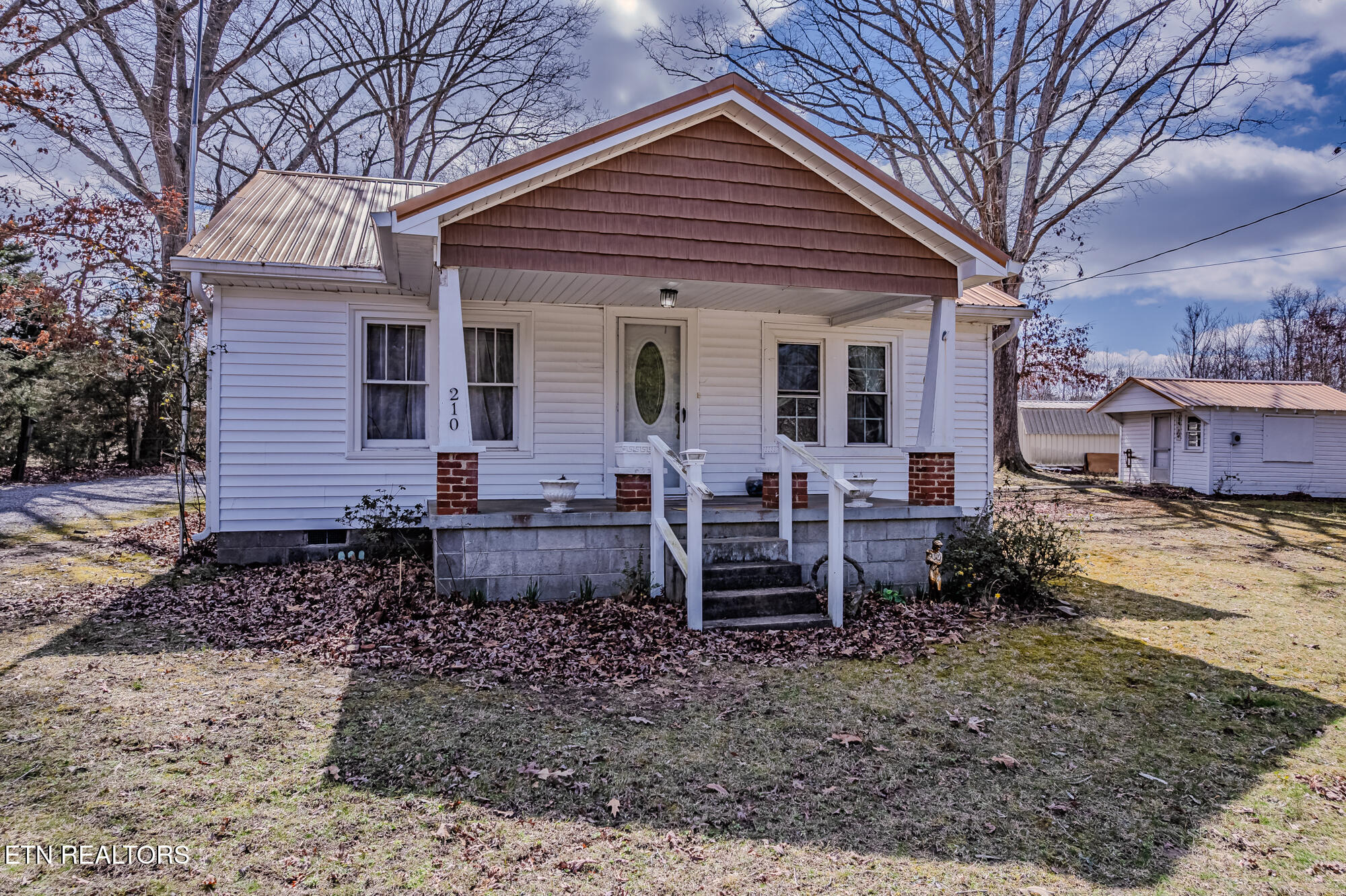 210 Linsdale Road Delano, TN 37325 - Photo 33 of 35 210 Linsdale rd-35