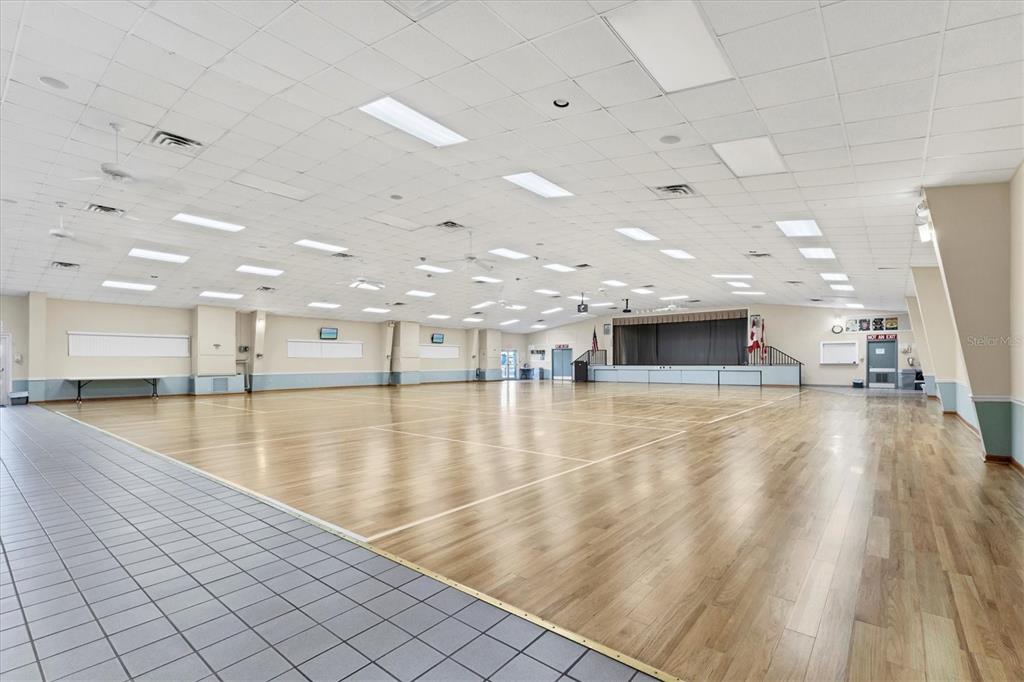 4114 10th St Court East Ellenton, FL 34222 - Photo 26 of 44 a view of a kitchen and a floor to ceiling window